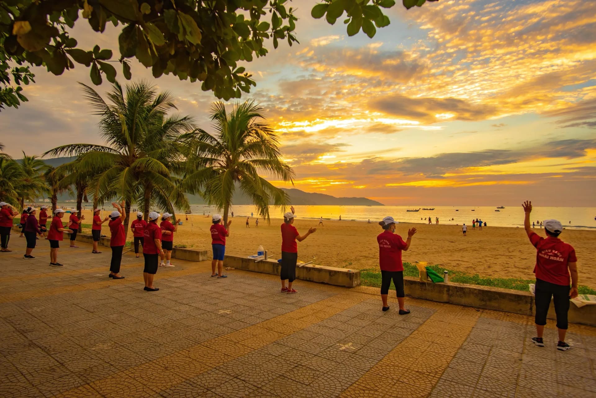 Bãi biển Mỹ Khê 7